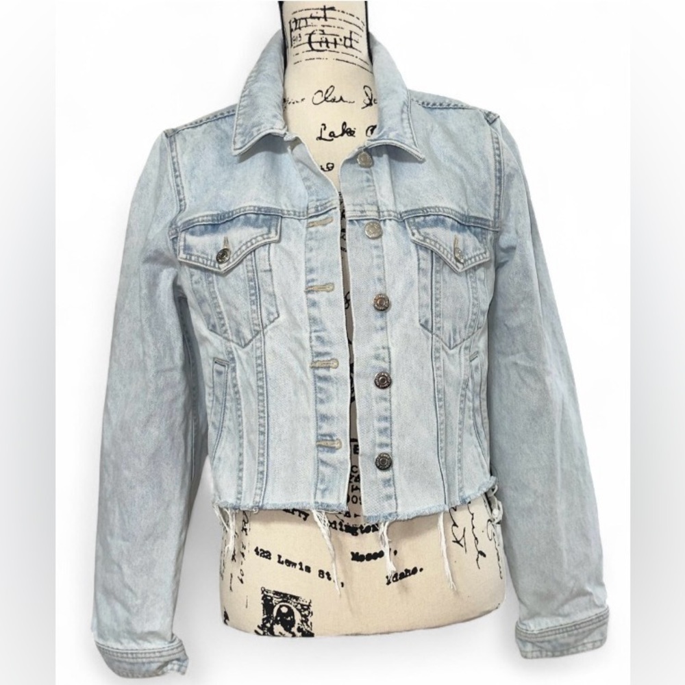 Veronica Beard Faded Blue Jean‎ Jacket